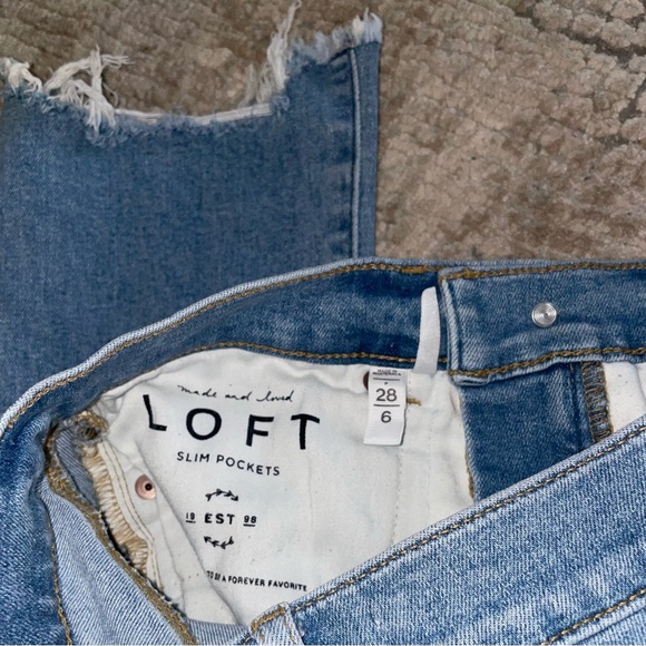 Loft Raw Hem Blue Denim Jeans size 6 - Picture 5 of 5